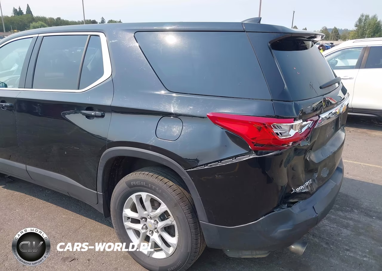 2018 Chevrolet Traverse Ls VIN:1GNERFKW4JJ104610 - 17