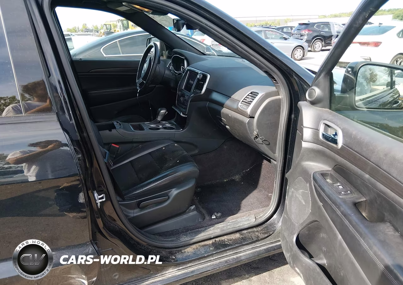 2018 Jeep Grand Cherokee Altitude 4X4 VIN:1C4RJFAG6JC223114 - 5
