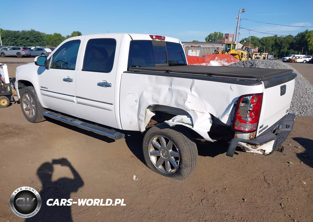 2011 GMC Sierra 1500 Denali VIN:3GTP2XE29BG148027 - 3