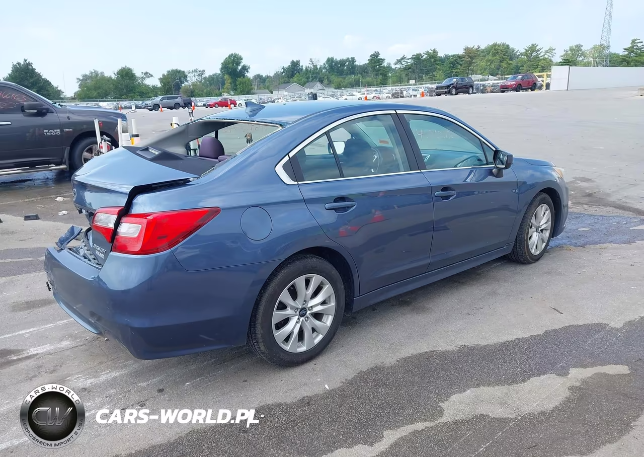 2017 Subaru Legacy 2.5I Premium VIN:4S3BNAC6XH3013901 - 4