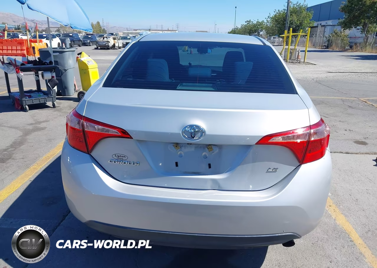 2017 Toyota Corolla Le VIN:2T1BURHE7HC778492 - 17
