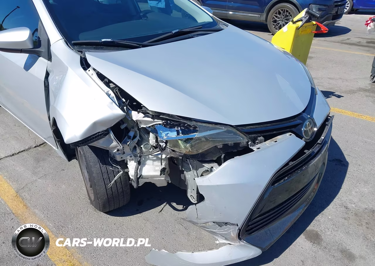 2017 Toyota Corolla Le VIN:2T1BURHE7HC778492 - 6