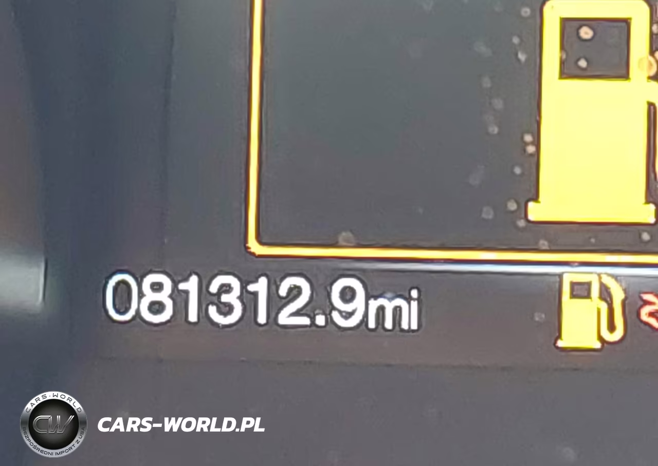 2018 Ford Mustang Ecoboost Premium VIN:1FATP8UH2J5124143 - 15