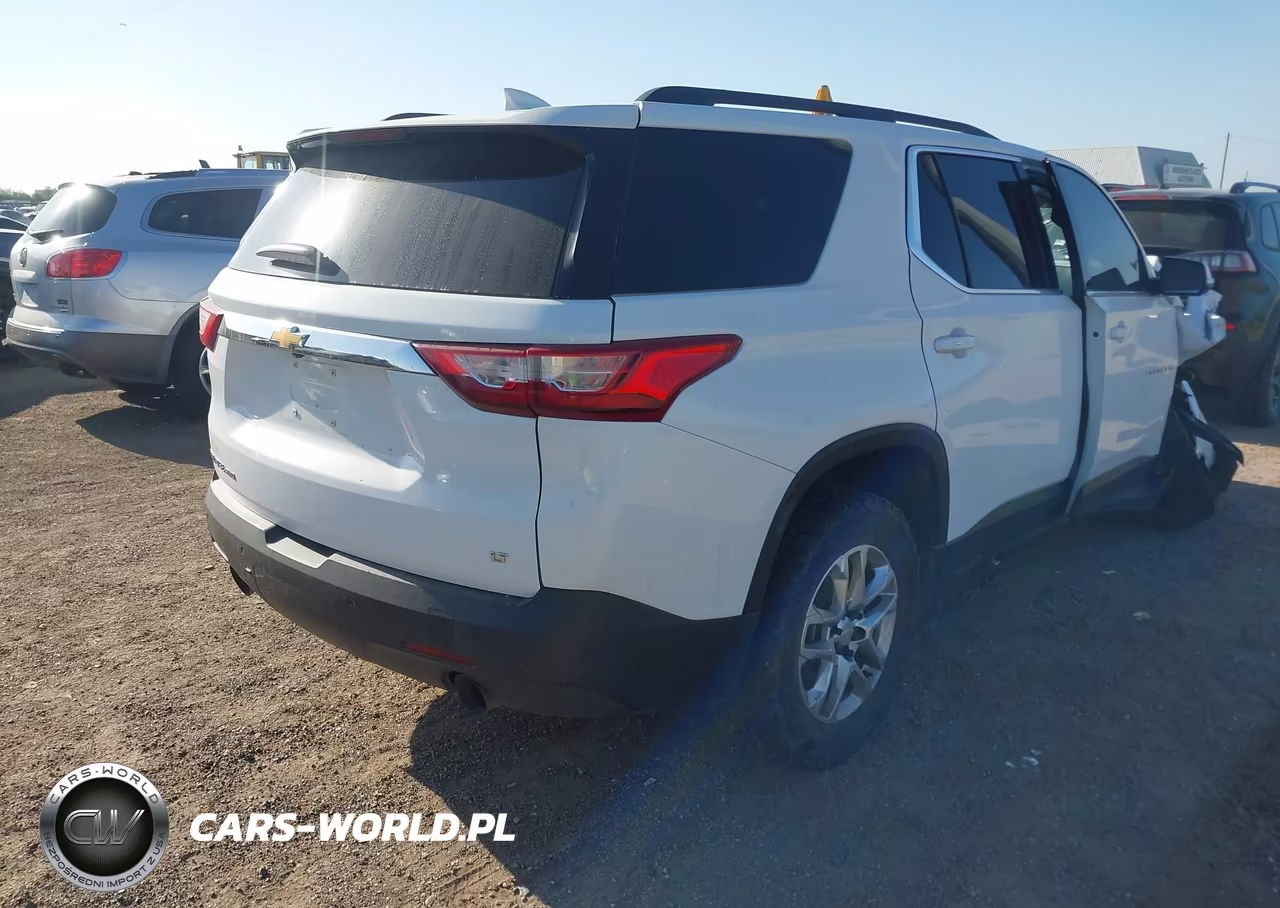 2019 Chevrolet Traverse 1Lt VIN:1GNEVGKW2KJ247669 - 4