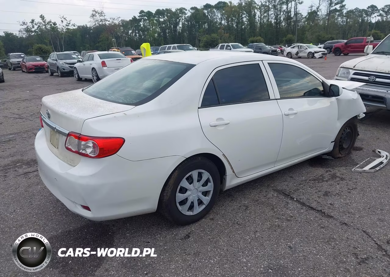 2013 Toyota Corolla L VIN:5YFBU4EE4DP195444 - 4