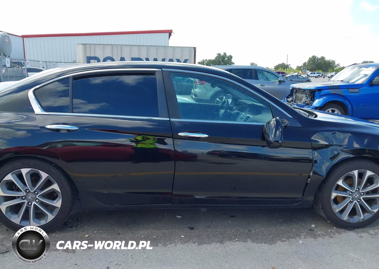 2015 Honda Accord Sport VIN:1HGCR2F52FA259711 - 13