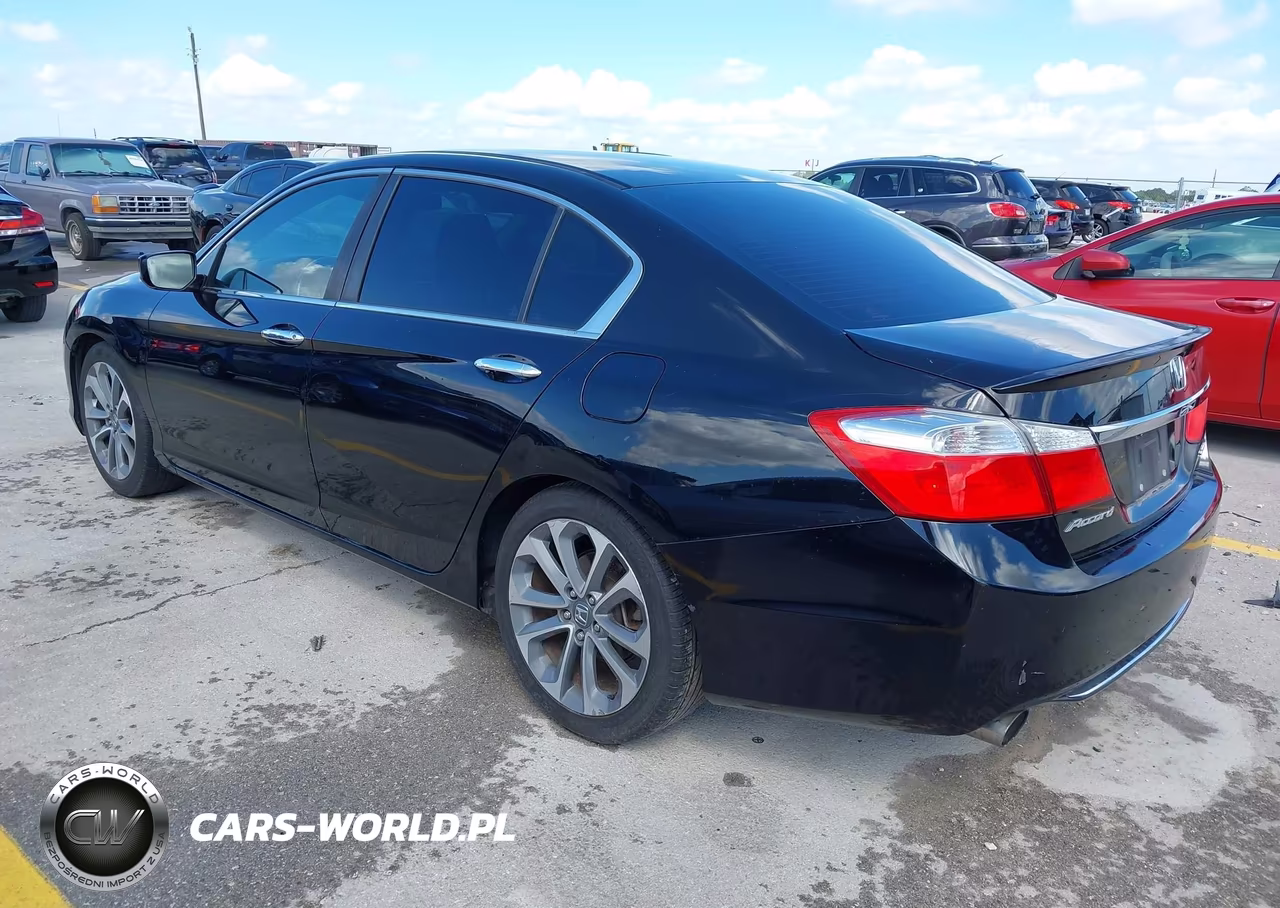 2015 Honda Accord Sport VIN:1HGCR2F52FA259711 - 3