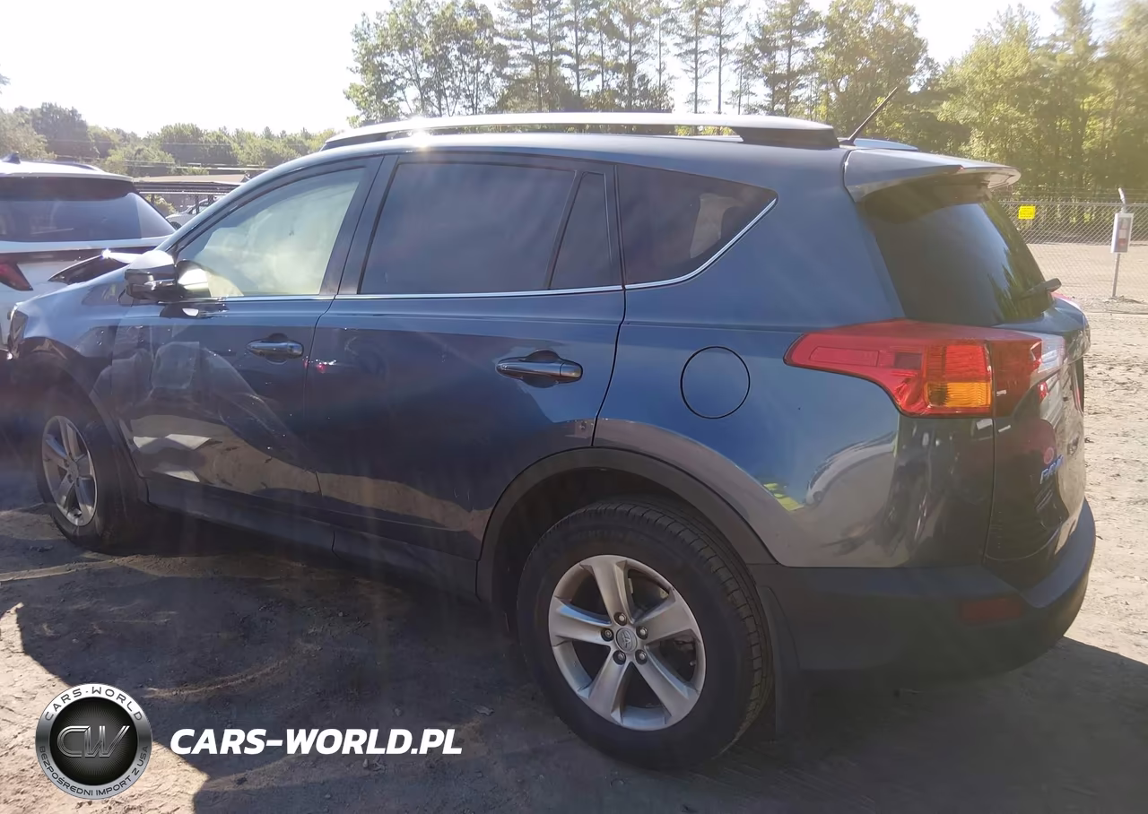 2013 Toyota Rav4 Xle VIN:JTMRFREV0DD012856 - 3