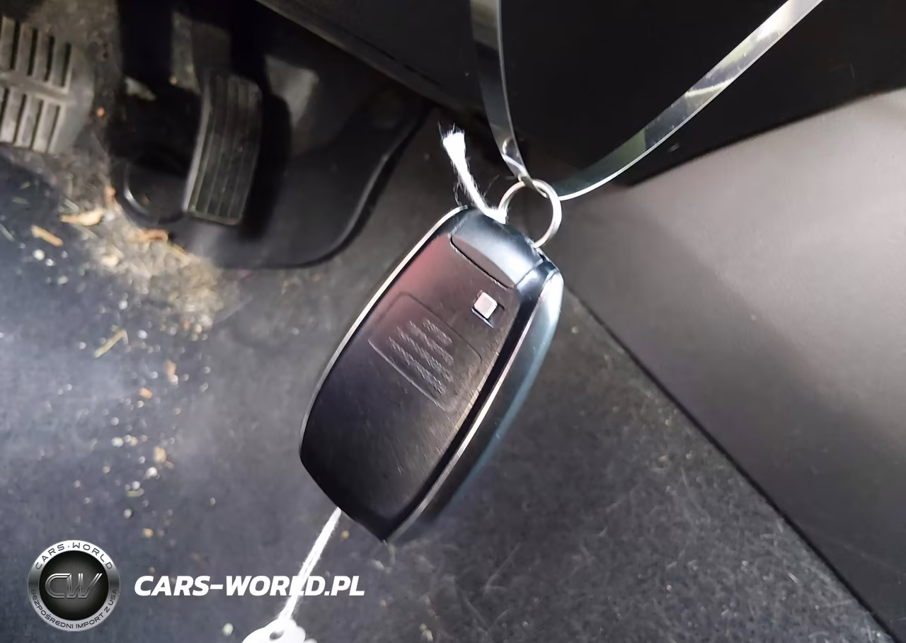 2019 Subaru Outback 3.6R Limited VIN:4S4BSENC1K3362080 - 11