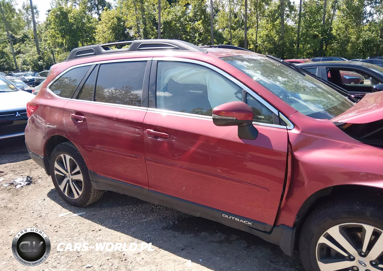 2019 Subaru Outback 3.6R Limited VIN:4S4BSENC1K3362080 - 13