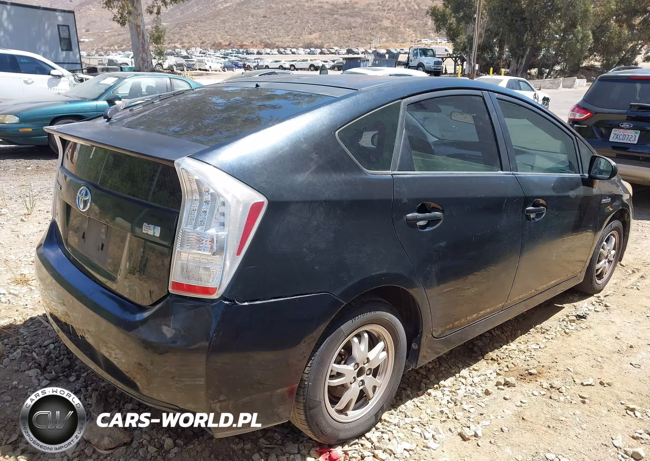 2010 Toyota Prius Ii VIN:JTDKN3DU4A0072216 - 4