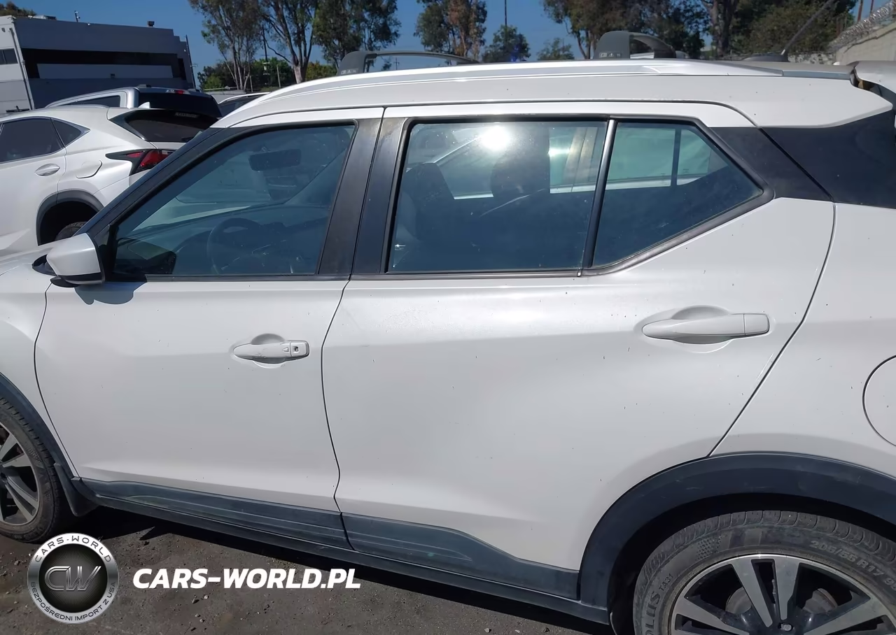 2019 Nissan Kicks Sv VIN:3N1CP5CU8KL540449 - 14