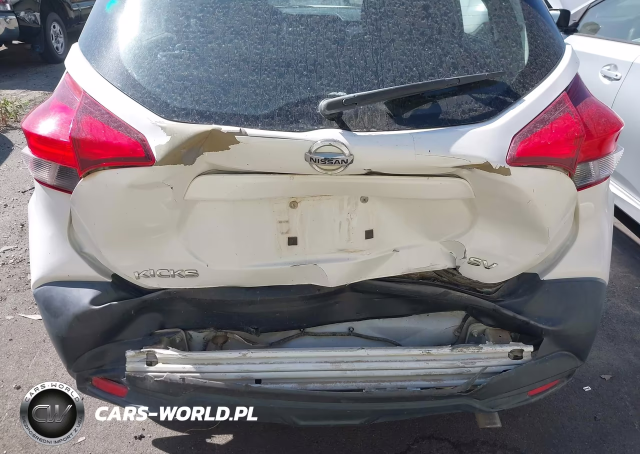 2019 Nissan Kicks Sv VIN:3N1CP5CU8KL540449 - 6