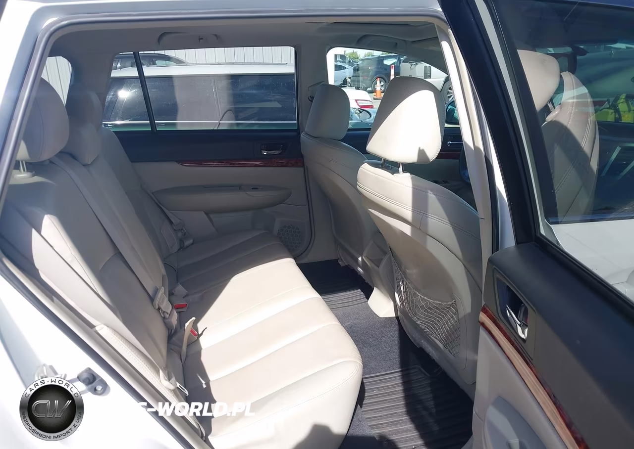 2011 Subaru Outback 2.5I Limited VIN:4S4BRBKC3B3353377 - 8