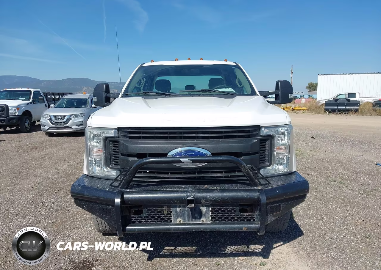2019 Ford F-350 Chassis Xl VIN:1FD8X3H64KED43713 - 14
