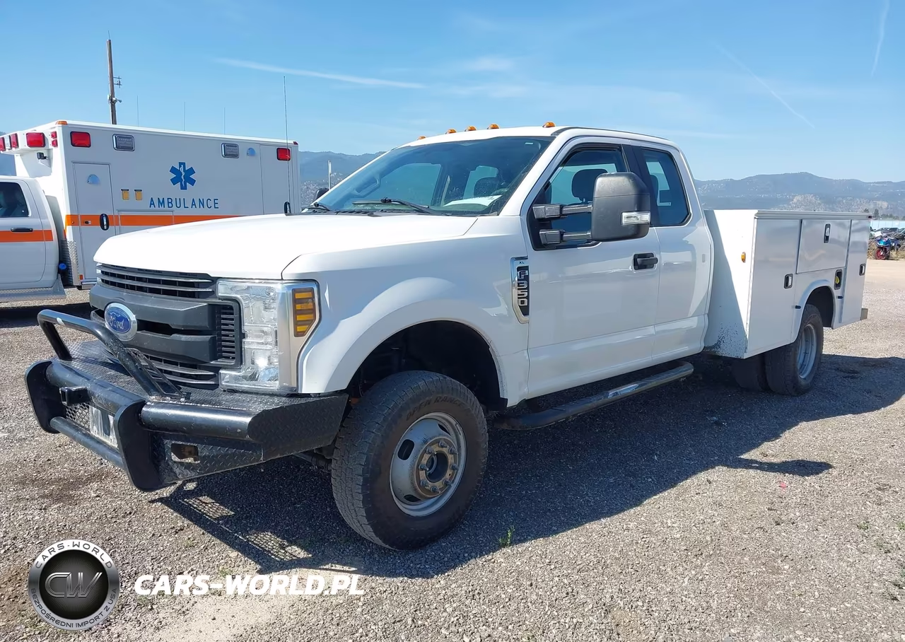 2019 Ford F-350 Chassis Xl VIN:1FD8X3H64KED43713 - 2