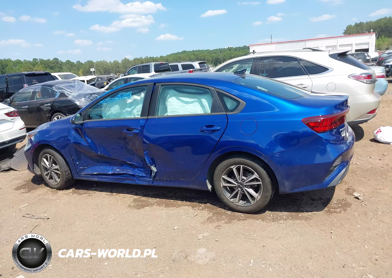 2024 Kia Forte Lxs VIN:3KPF24AD0RE756249 - 14