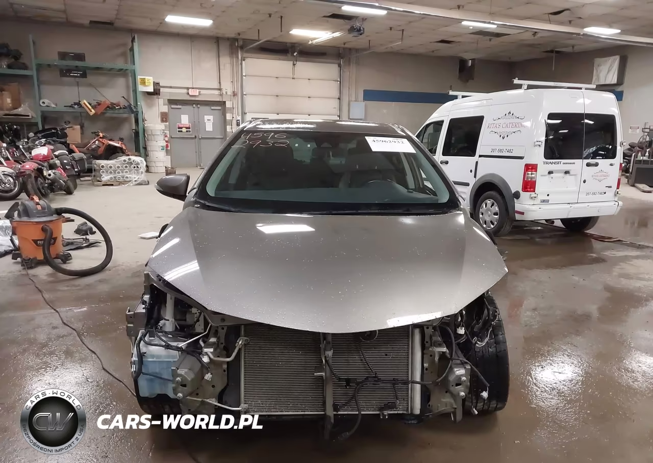 2017 Toyota Corolla Se VIN:5YFBURHE3HP619100 - 13