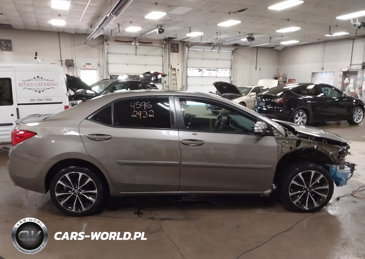 2017 Toyota Corolla Se VIN:5YFBURHE3HP619100 - 14