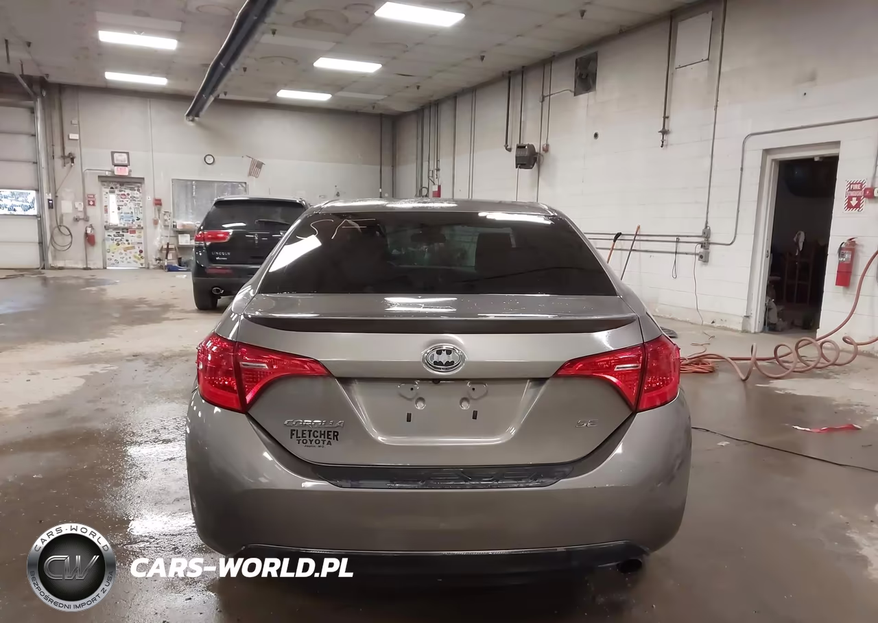 2017 Toyota Corolla Se VIN:5YFBURHE3HP619100 - 17
