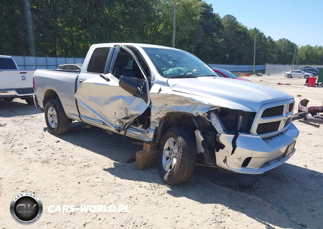 2018 Ram 1500 Express 4X4 6'4 Box – zdjęcie 1 z 18