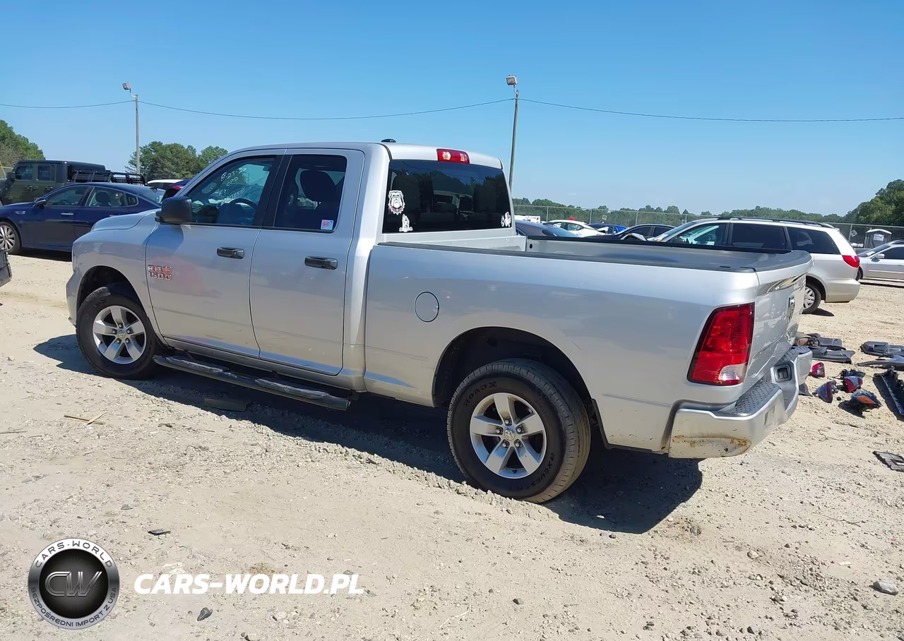 2018 Ram 1500 Express 4X4 6'4 Box VIN:1C6RR7FG0JS246716 - 3