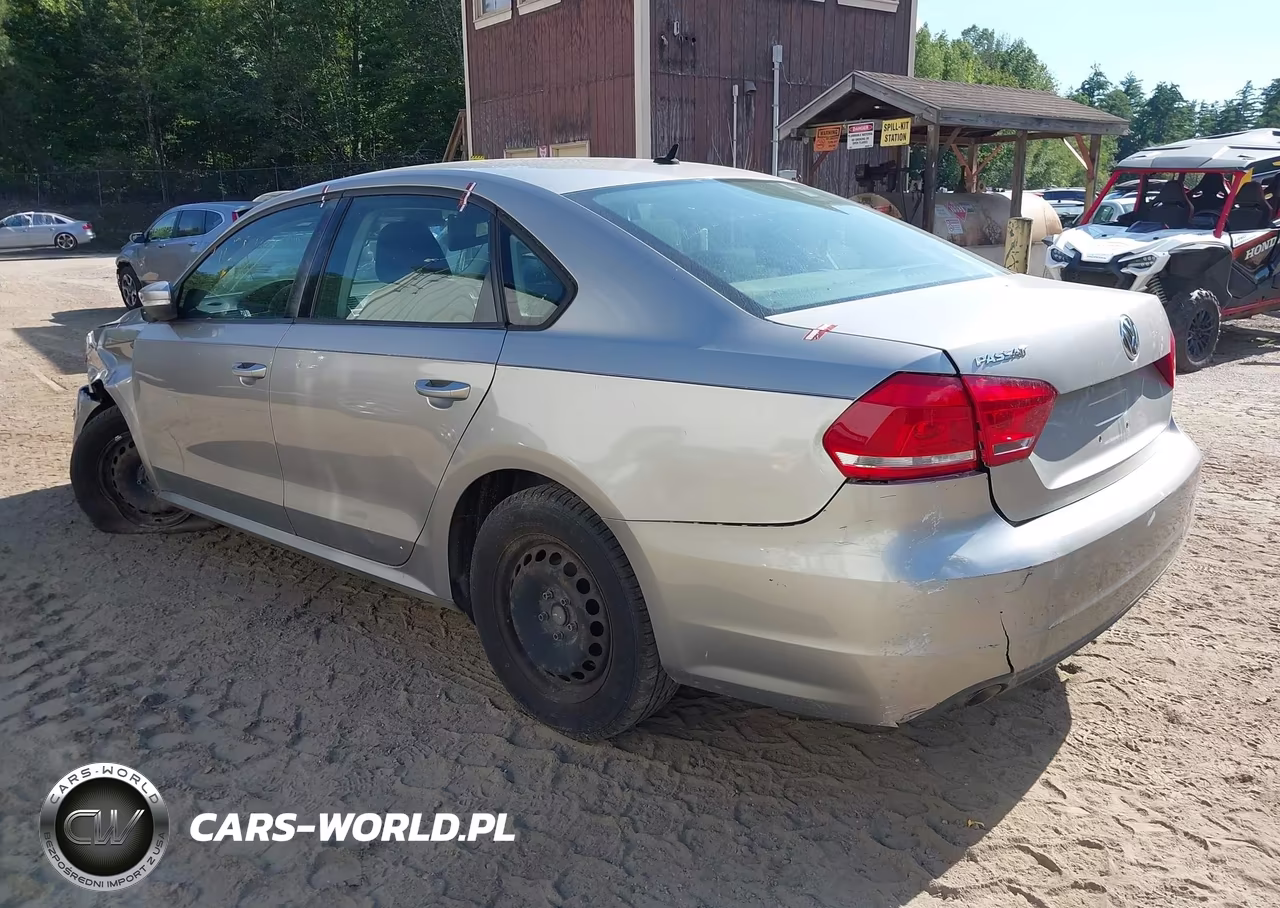 2014 Volkswagen Passat 2.5L S VIN:1VWAP7A37EC011632 - 3