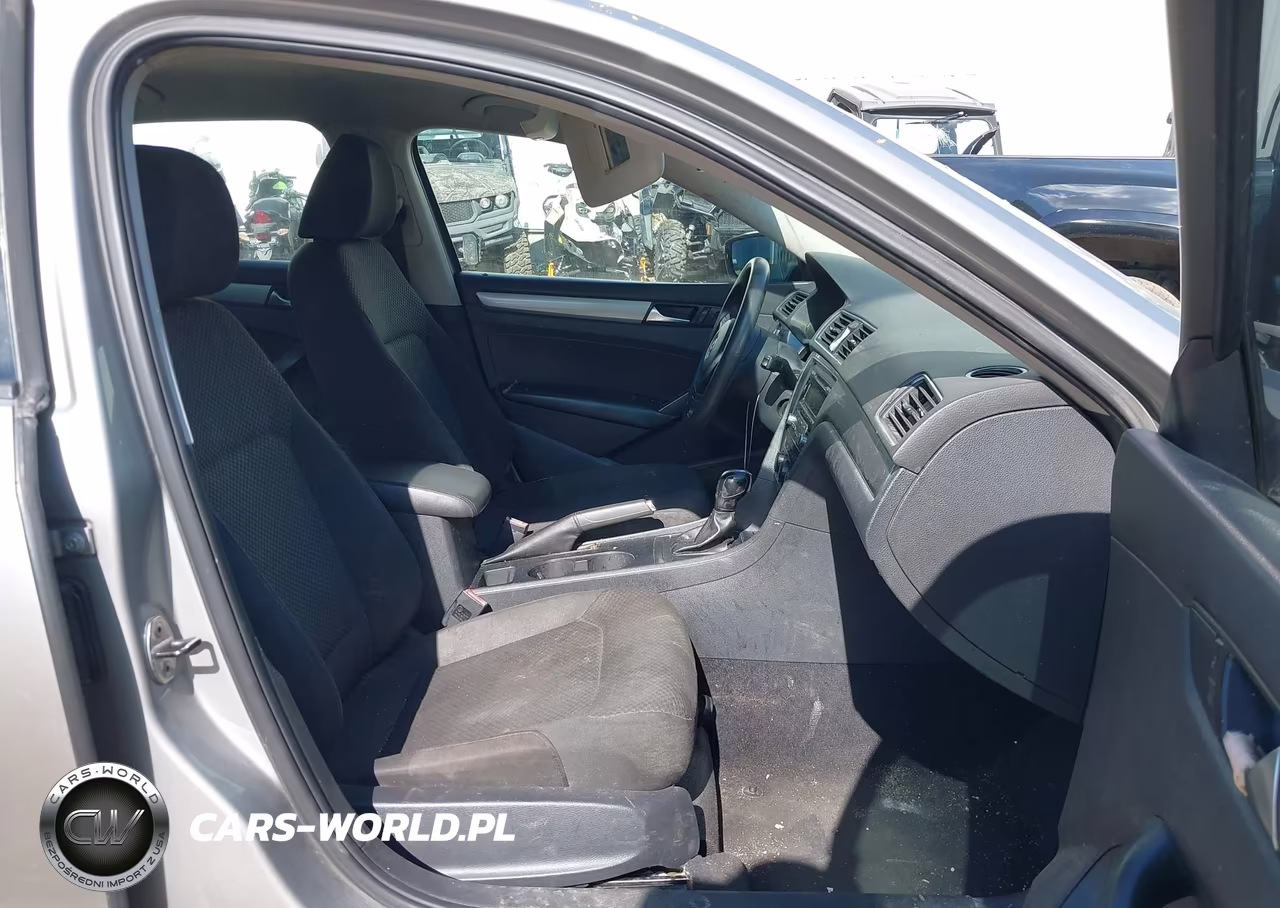 2014 Volkswagen Passat 2.5L S VIN:1VWAP7A37EC011632 - 5