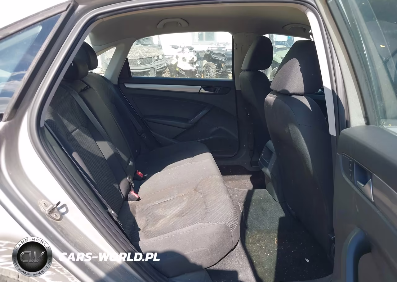 2014 Volkswagen Passat 2.5L S VIN:1VWAP7A37EC011632 - 8