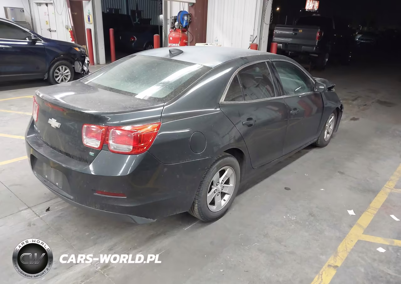 2015 Chevrolet Malibu Ls VIN:1G11B5SL7FF339212 - 4