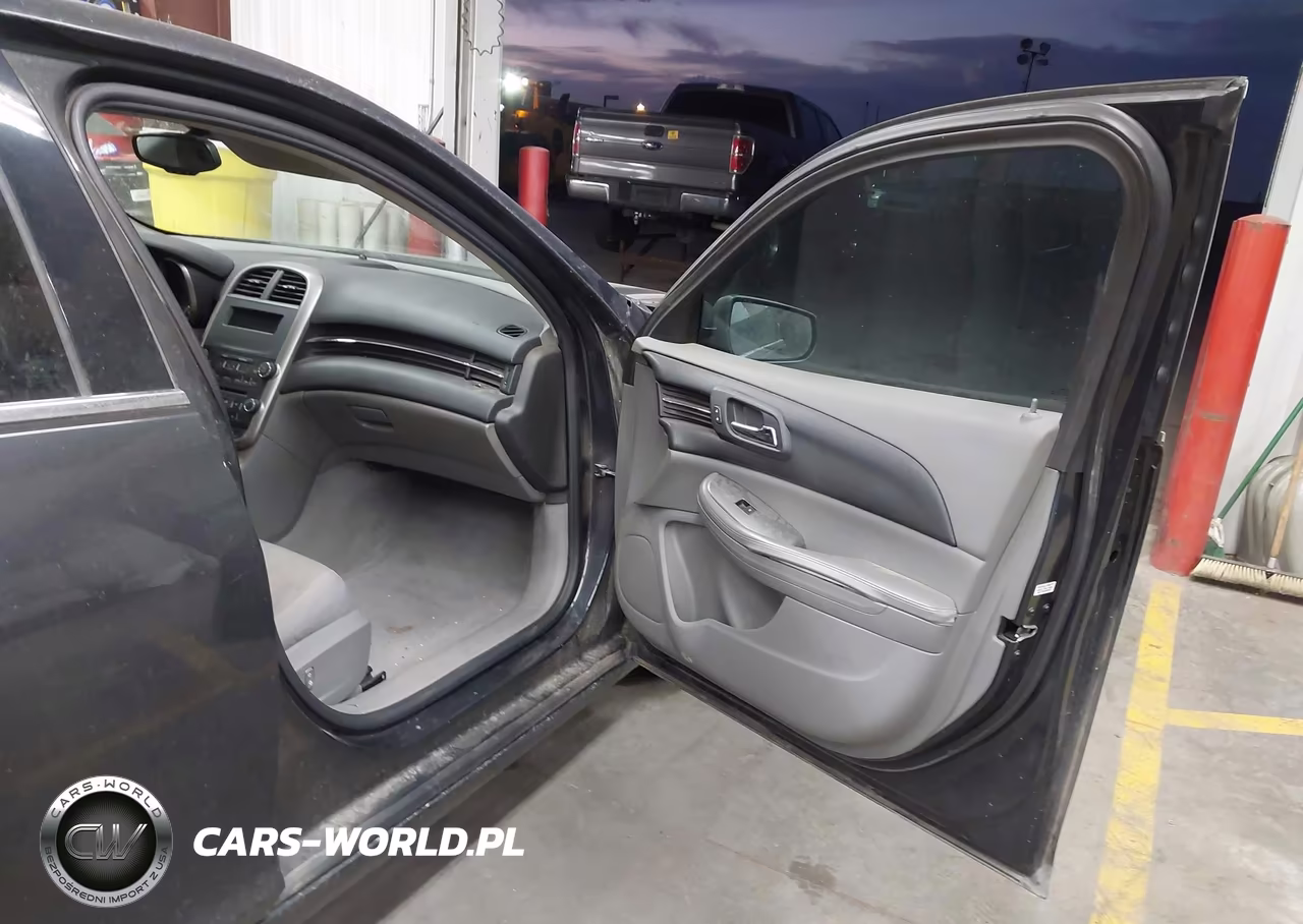 2015 Chevrolet Malibu Ls VIN:1G11B5SL7FF339212 - 5