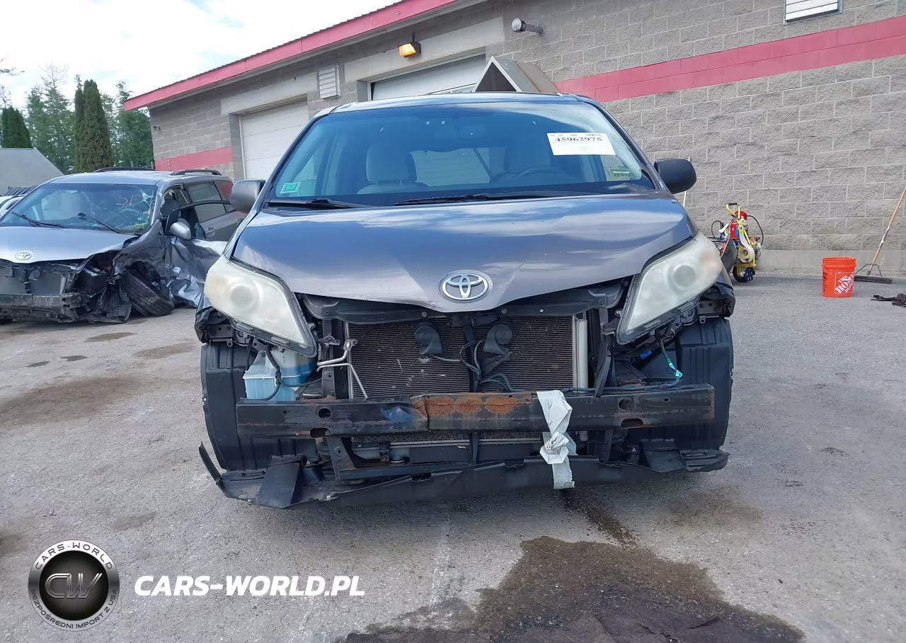 2011 Toyota Sienna Le VIN:5TDJK3DC8BS029184 - 13