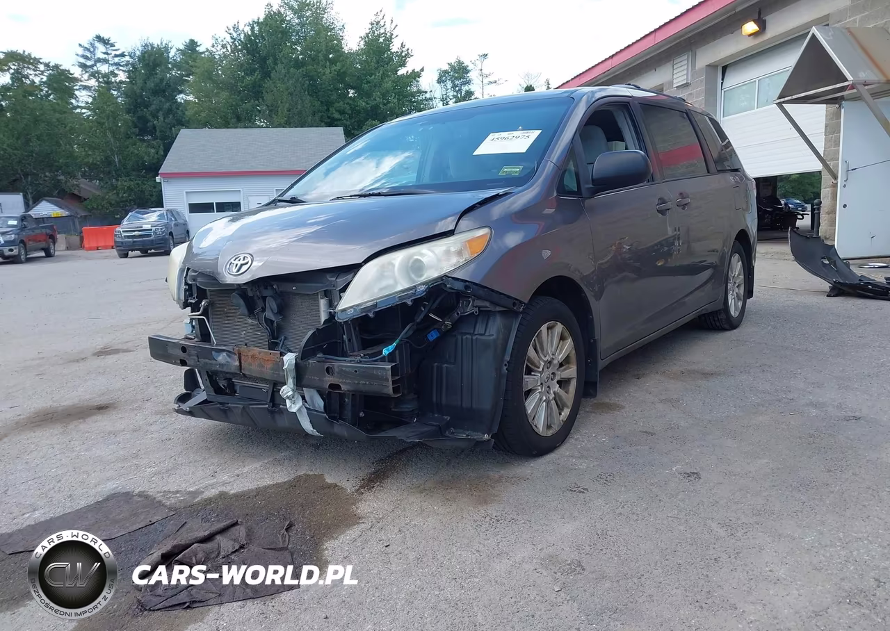 2011 Toyota Sienna Le VIN:5TDJK3DC8BS029184 - 2