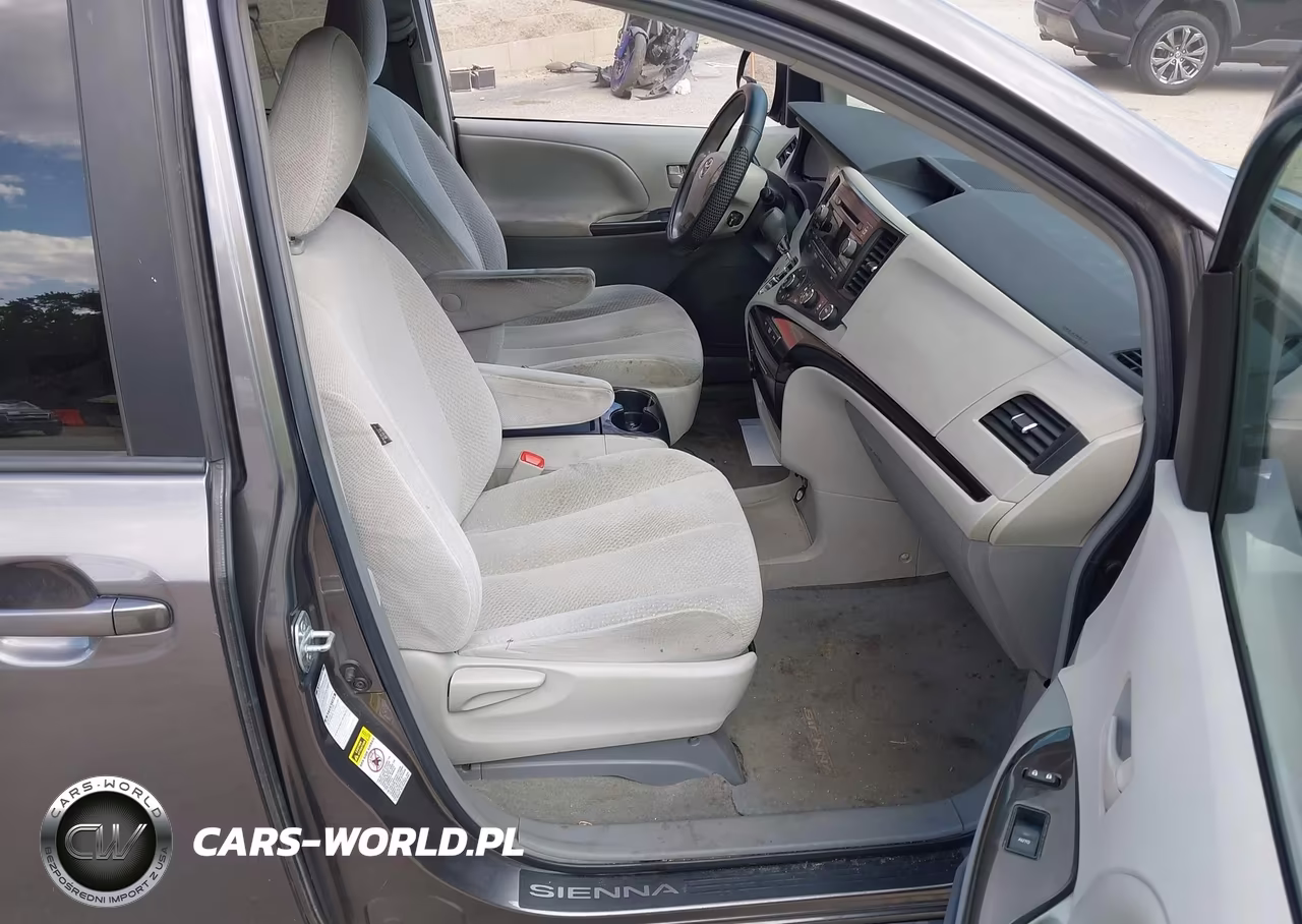 2011 Toyota Sienna Le VIN:5TDJK3DC8BS029184 - 5