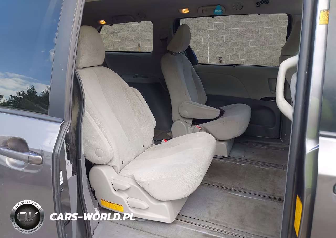 2011 Toyota Sienna Le VIN:5TDJK3DC8BS029184 - 8
