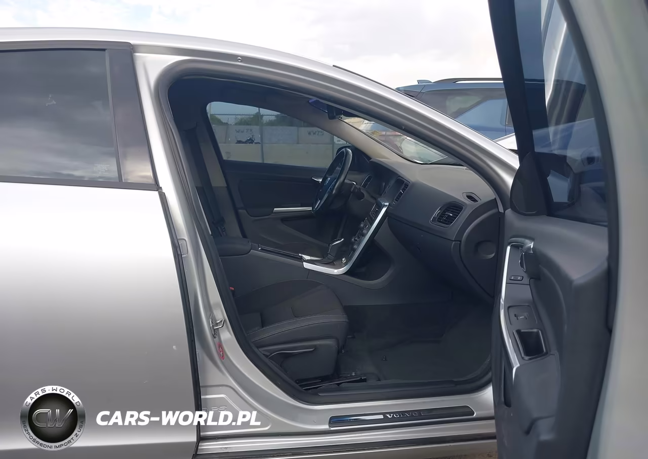 2014 Volvo S60 T5 VIN:YV1612FS8E2290599 - 5