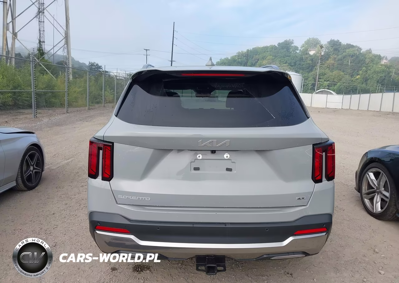 2025 Kia Sorento S VIN:5XYRLDJC5SG333340 - 16