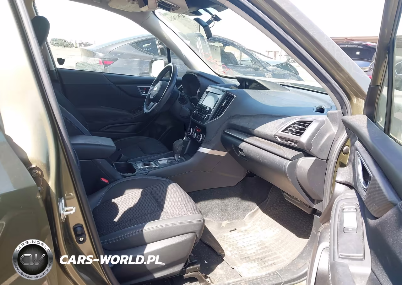 2022 Subaru Forester Premium VIN:JF2SKAEC4NH416705 - 5