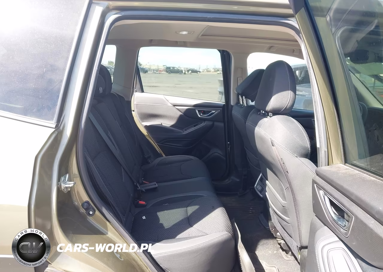 2022 Subaru Forester Premium VIN:JF2SKAEC4NH416705 - 8
