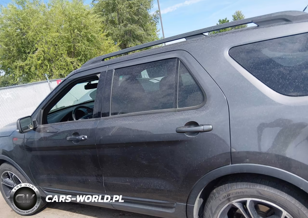2015 Ford Explorer Sport VIN:1FM5K8GTXFGA54836 - 14