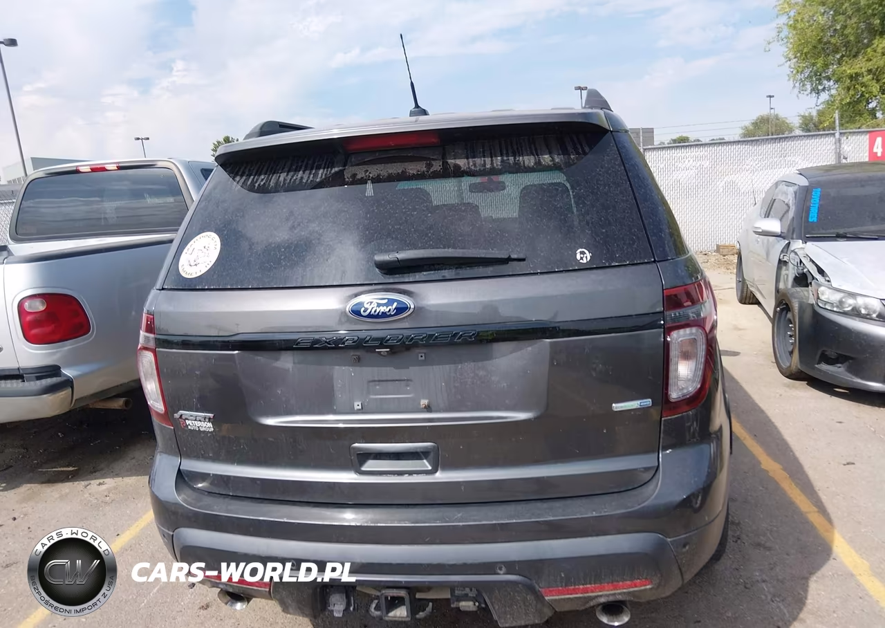 2015 Ford Explorer Sport VIN:1FM5K8GTXFGA54836 - 16