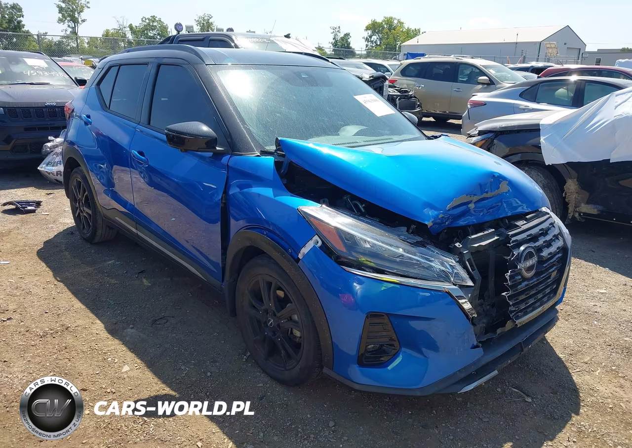 2023 Nissan Kicks Sr Xtronic Cvt