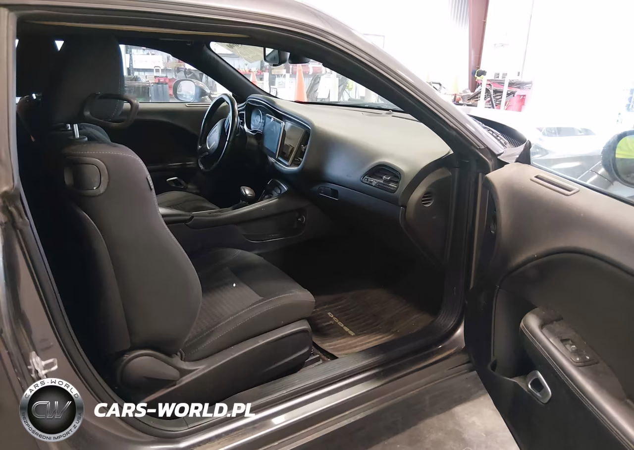 2015 Dodge Challenger Sxt VIN:2C3CDZAG7FH864991 - 5