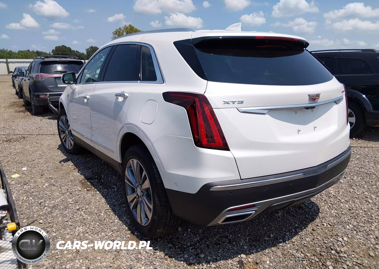 2025 Cadillac Xt5 Fwd Premium Luxury VIN:1GYKNCR42SZ144286 - 3
