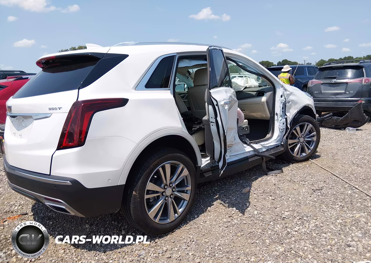 2025 Cadillac Xt5 Fwd Premium Luxury VIN:1GYKNCR42SZ144286 - 4