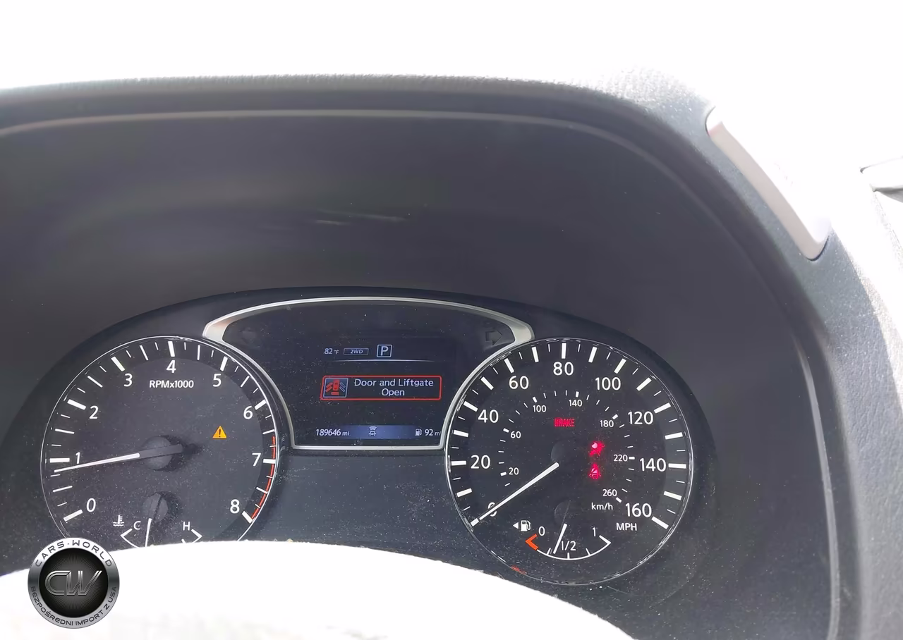 2019 Nissan Pathfinder S VIN:5N1DR2MMXKC650158 - 7