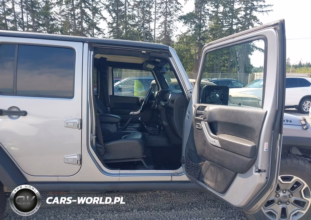 2013 Jeep Wrangler Unlimited Rubicon VIN:1C4BJWFGXDL666591 - 5