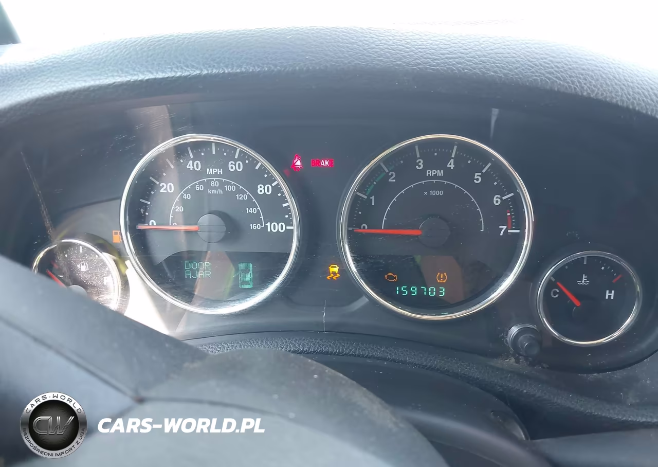 2013 Jeep Wrangler Unlimited Rubicon VIN:1C4BJWFGXDL666591 - 7
