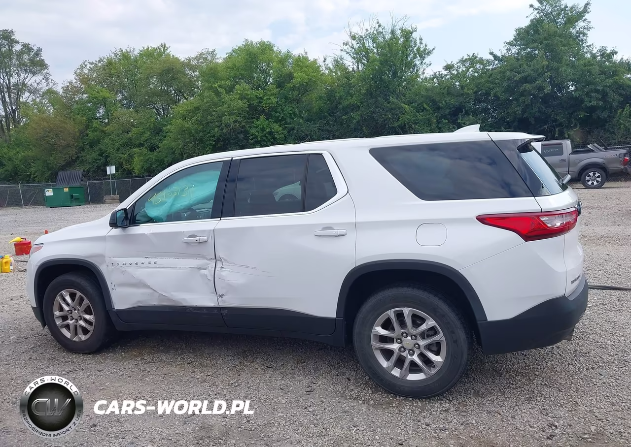 2018 Chevrolet Traverse Ls VIN:1GNERFKW0JJ119766 - 14