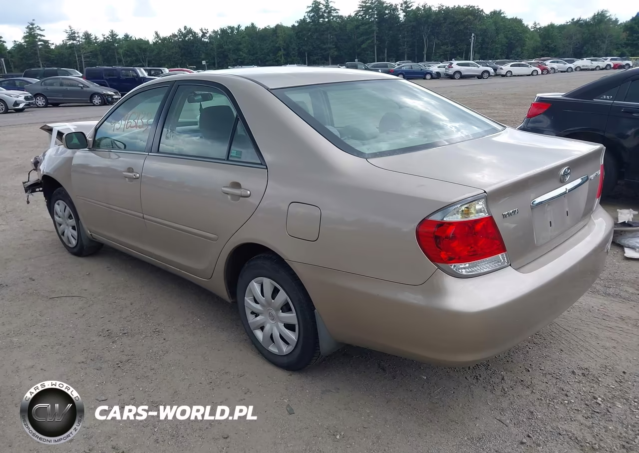 2005 Toyota Camry Le VIN:4T1BE30K45U084302 - 3